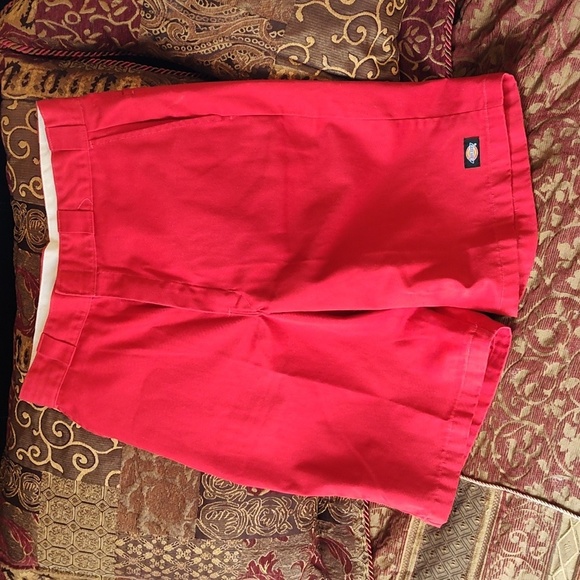 Dickies Other - Dickies Red ♥️ loose fit shorts size 34 - pre-worn